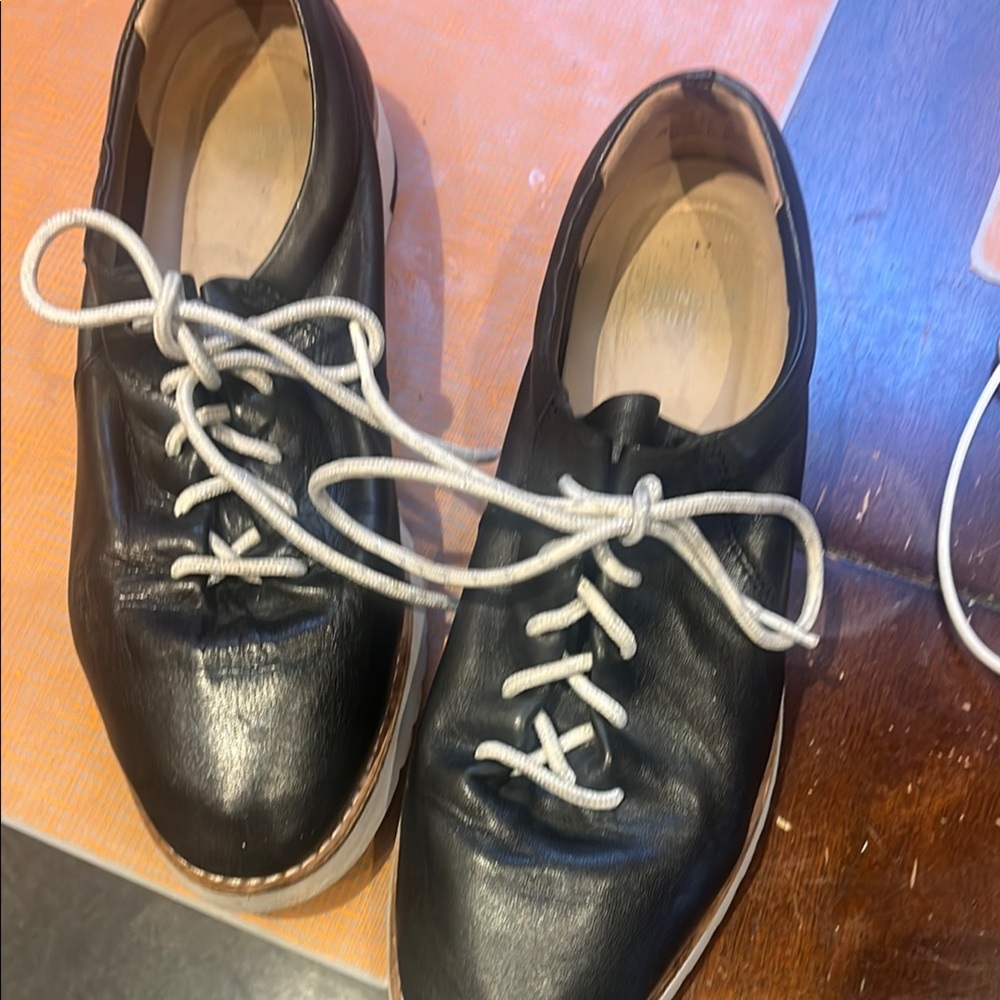 Black Leather Women's Shoes